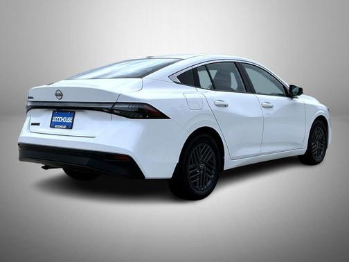 Fresh Powder 2026 Nissan Sentra SV
