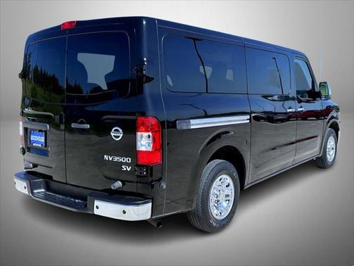 2018 Nissan NV Passenger NV3500 HD S V6