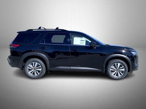 Super Black 2026 Nissan Pathfinder SL