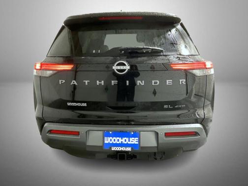 Super Black 2026 Nissan Pathfinder SL