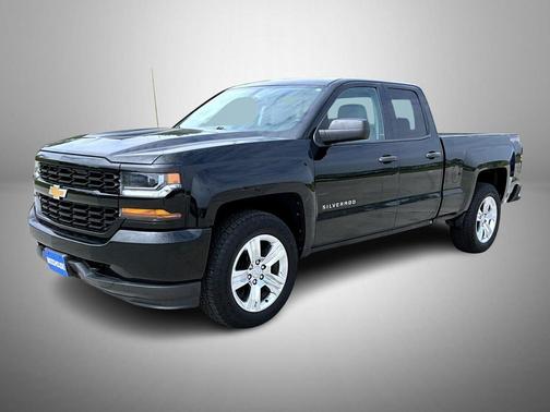 2017 Chevrolet Silverado 1500 Custom