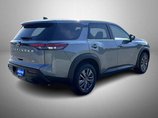 2024 Nissan Pathfinder S 4WD