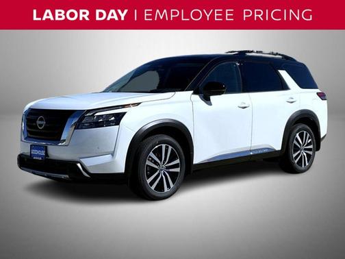2025 Nissan Pathfinder Platinum 4WD