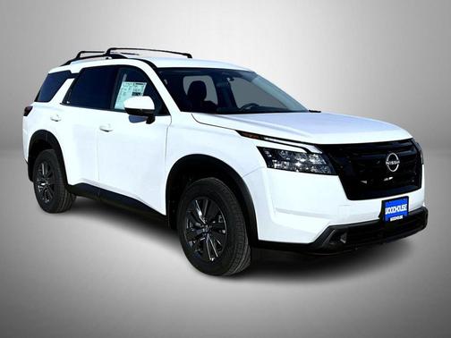 2025 Nissan Pathfinder SV 4WD
