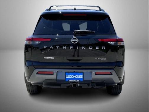 Super Black 2026 Nissan Pathfinder Platinum