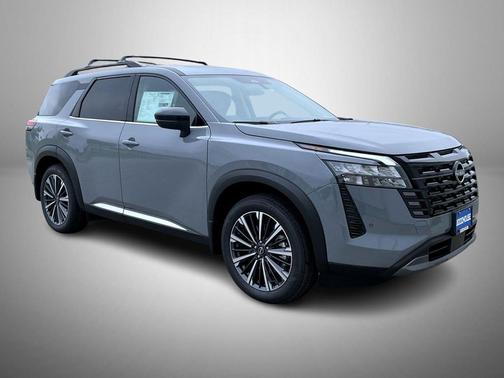 Boulder Gray Pearl 2026 Nissan Pathfinder Platinum