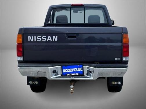 1996 Nissan Pickup Truck XE
