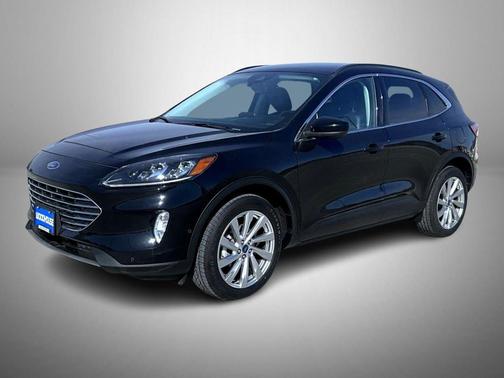 2022 Ford Escape Titanium