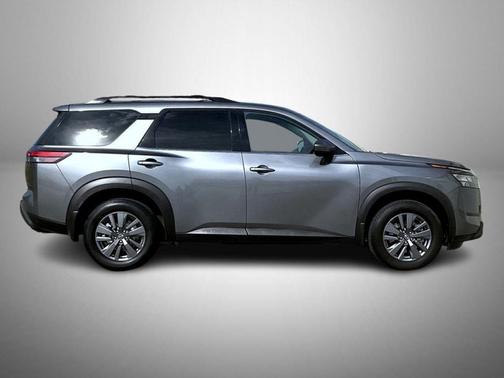 2024 Nissan Pathfinder SV 4WD