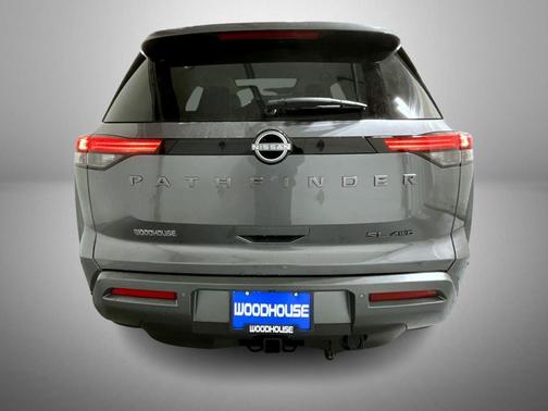 Gun Metallic 2026 Nissan Pathfinder SL