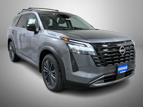 Gun Metallic 2026 Nissan Pathfinder SL