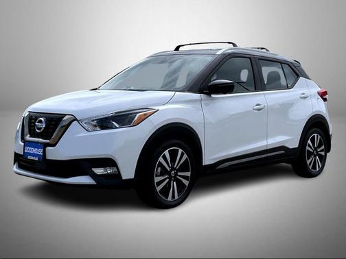 2020 Nissan Kicks SR
