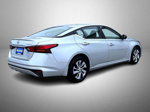 2024 Nissan Altima S FWD