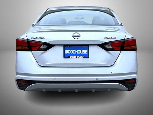 2024 Nissan Altima S FWD