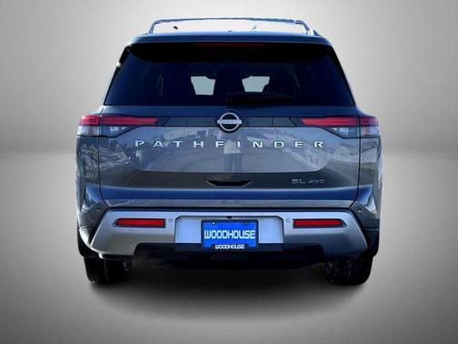 2024 Nissan Pathfinder SL 4WD