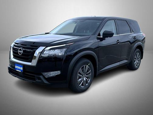 2025 Nissan Pathfinder S 4WD