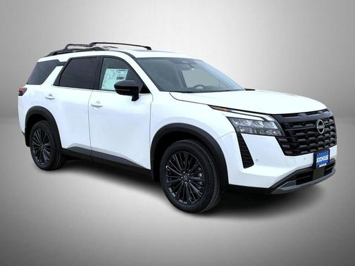 Everest White Pearl Tricoat 2026 Nissan Pathfinder SL