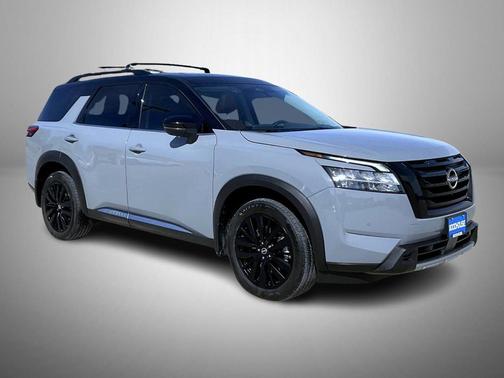 2023 Nissan Pathfinder Platinum 4WD