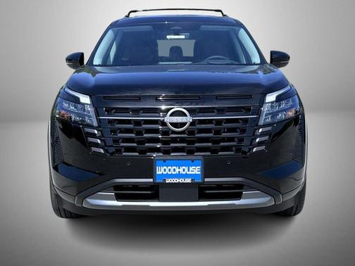 Super Black 2026 Nissan Pathfinder Platinum