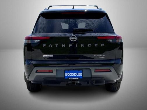 Super Black 2026 Nissan Pathfinder Platinum