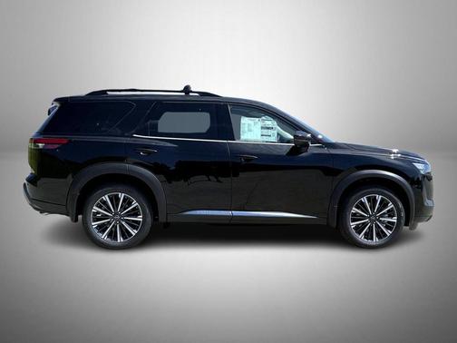 Super Black 2026 Nissan Pathfinder Platinum