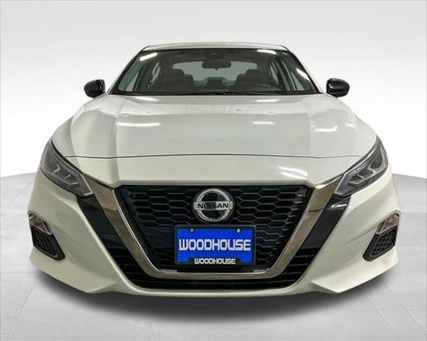 2022 Nissan Altima SR FWD