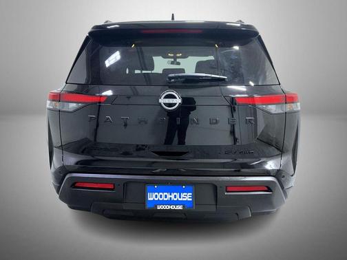 2024 Nissan Pathfinder SV 4WD