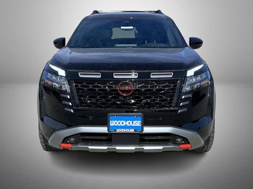 Super Black 2026 Nissan Pathfinder Rock Creek