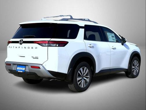 2025 Nissan Pathfinder SL 4WD