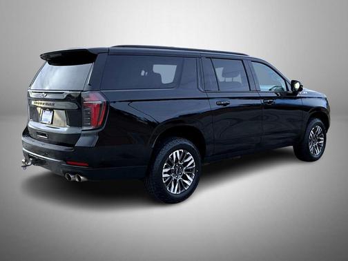 2025 Chevrolet Suburban 4WD Z71