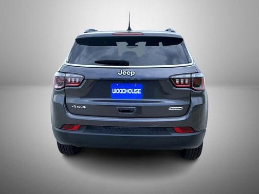 2023 Jeep Compass Latitude Lux