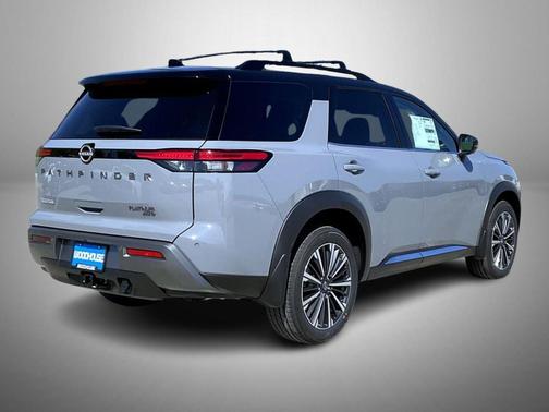 Boulder Gray/Super Black 2026 Nissan Pathfinder Platinum