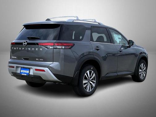 2025 Nissan Pathfinder SL 4WD