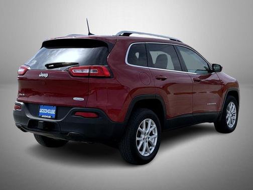 Deep Cherry Red Crystal Pearlcoat 2017 Jeep Cherokee Latitude