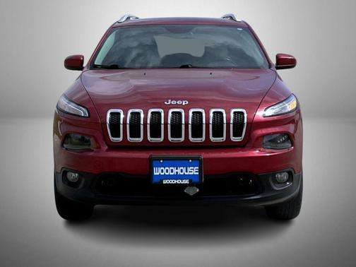 Deep Cherry Red Crystal Pearlcoat 2017 Jeep Cherokee Latitude