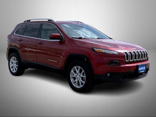 Deep Cherry Red Crystal Pearlcoat 2017 Jeep Cherokee Latitude