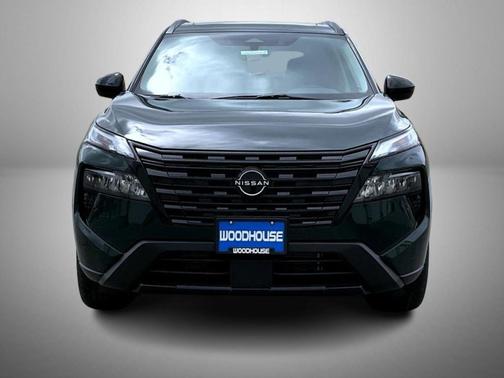 Obsidian Green 2026 Nissan Rogue Dark Armor
