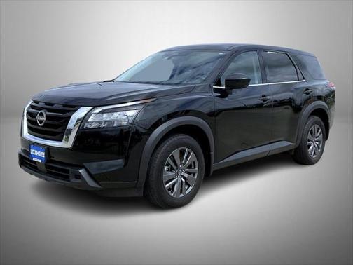 2023 Nissan Pathfinder S 4WD