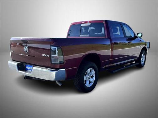 2019 RAM 1500 SLT