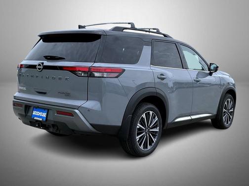 Boulder Gray/Super Black 2026 Nissan Pathfinder Platinum