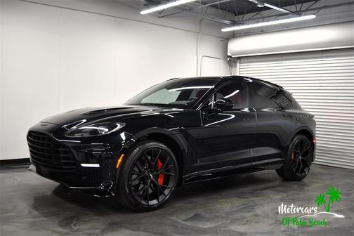 2025 Aston Martin DBX 707