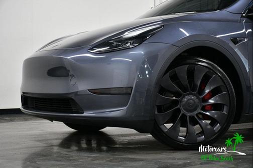 Midnight Silver Metallic 2023 Tesla Model Y Performance Dual Motor All-Wheel Drive