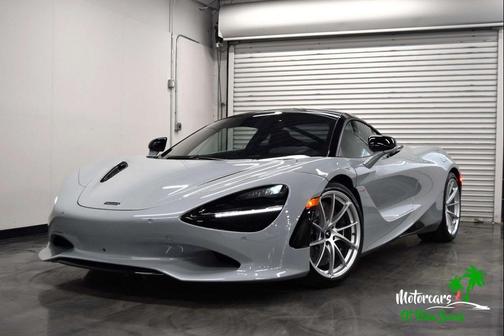 2025 McLaren 750S Coupe