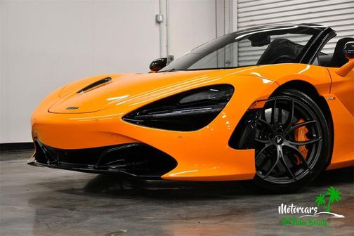 2023 McLaren 720S Base