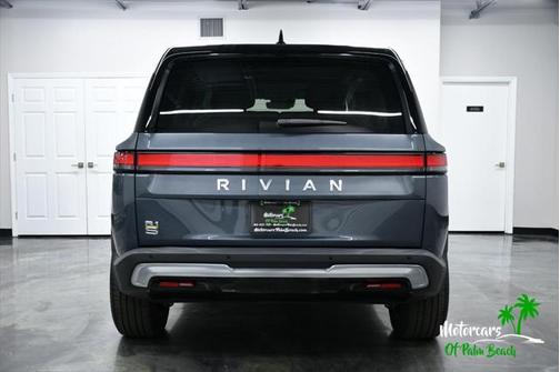 2023 Rivian R1S Adventure