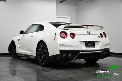 2021 Nissan GT-R Premium