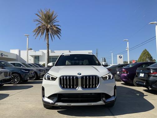 2025 BMW X1 