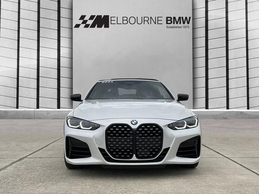 Mineral White Metallic 2024 BMW M440