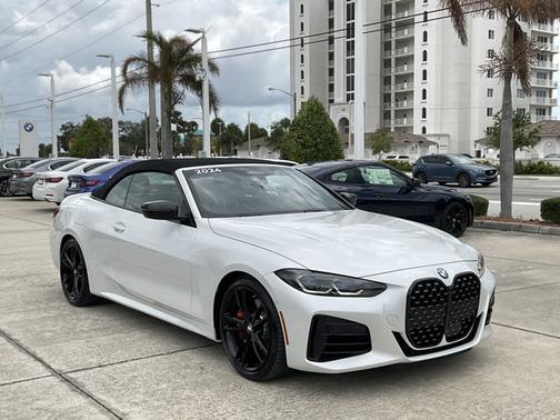 Mineral White Metallic 2024 BMW M440