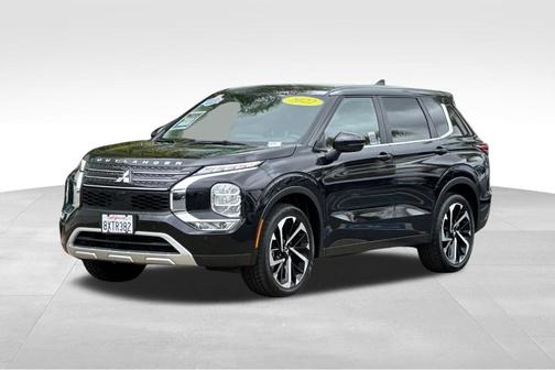 2022 Mitsubishi Outlander SE